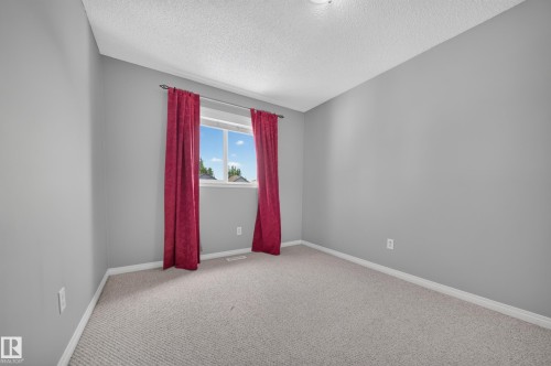 709 83 St Sw, Edmonton, AB - Indoor