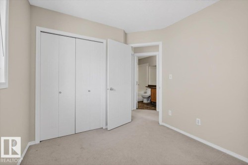 7928 10 Avenue, Edmonton, AB - Indoor