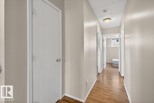 7928 10 Avenue, Edmonton, AB - Indoor Photo Showing Other Room