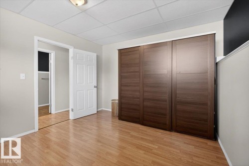 7928 10 Avenue, Edmonton, AB - Indoor Photo Showing Other Room