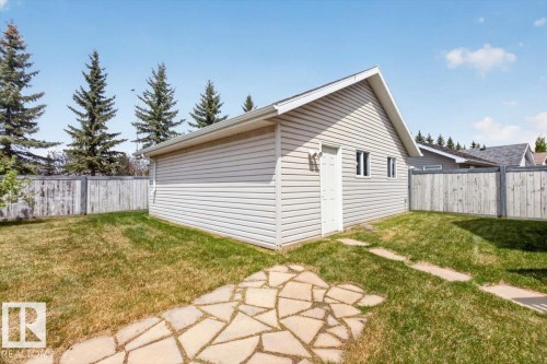 7928 10 Avenue, Edmonton, AB - Outdoor