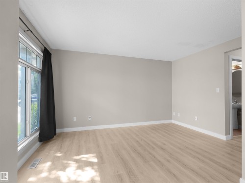17 6032 38 Avenue, Edmonton, AB 