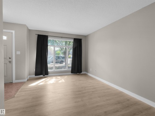 17 6032 38 Avenue, Edmonton, AB 