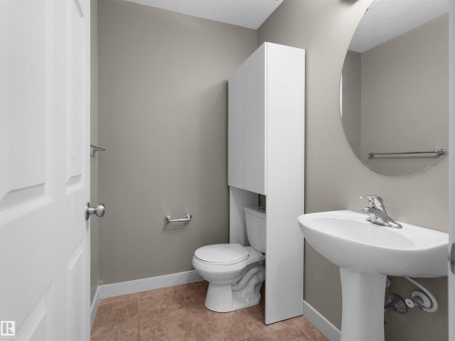 17 6032 38 Avenue, Edmonton, AB 
