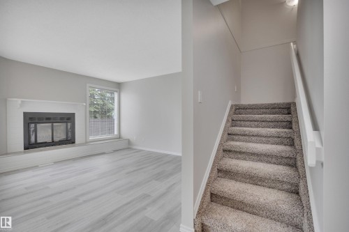 1 1820 56 Street, Edmonton, AB 