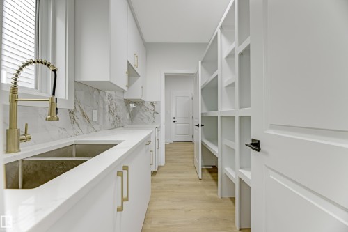 6 Sorel Avenue, Beaumont, AB - Indoor Photo Showing Kitchen With Double Sink