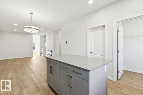 319 Edgemont Drive, Edmonton, AB 