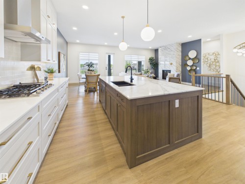 593 Genesis Wynd, Stony Plain, AB - Indoor Photo Showing Kitchen With Upgraded Kitchen