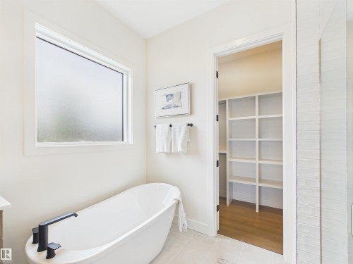 593 Genesis Wynd, Stony Plain, AB - Indoor Photo Showing Bathroom