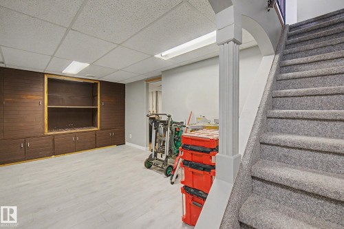 4315 46 Street, Stony Plain, AB - Indoor