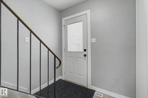 4315 46 Street, Stony Plain, AB - Indoor Photo Showing Other Room