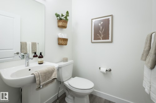 13 Patriot Way, Spruce Grove, AB - Indoor Photo Showing Bathroom