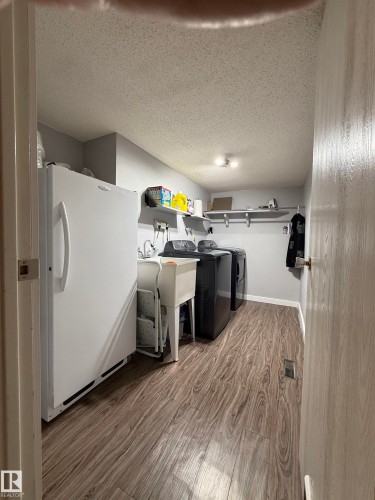 4118 46 Street, Beaumont, AB - Indoor