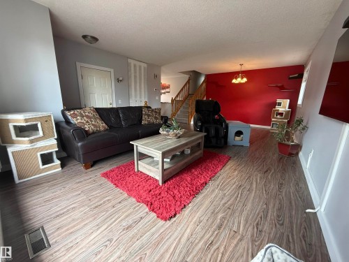 4118 46 Street, Beaumont, AB - Indoor Photo Showing Living Room