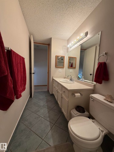 4118 46 Street, Beaumont, AB - Indoor Photo Showing Bathroom