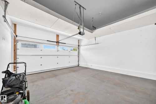 22910 96A Avenue, Edmonton, AB 