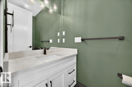 10751 73 Avenue, Edmonton, AB 