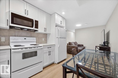 10751 73 Avenue, Edmonton, AB 
