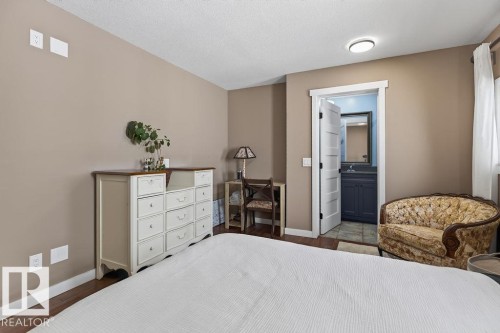 216 Wolf Willow Road, Edmonton, AB 