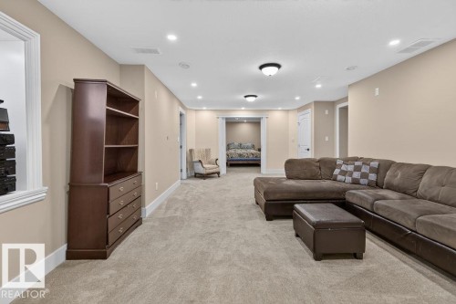 216 Wolf Willow Road, Edmonton, AB 