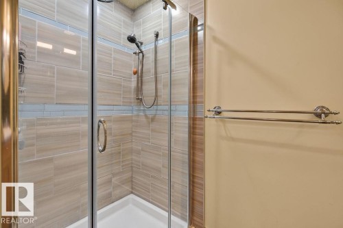 216 Wolf Willow Road, Edmonton, AB 