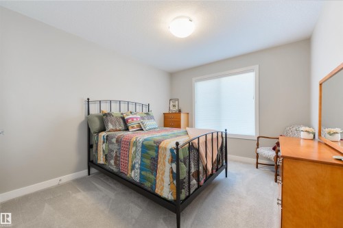 23 Kingsbury Circle, Spruce Grove, AB - Indoor Photo Showing Bedroom
