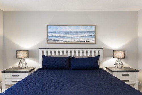 23 Kingsbury Circle, Spruce Grove, AB - Indoor Photo Showing Bedroom