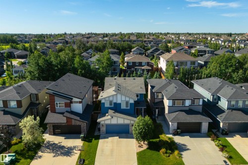 23 Kingsbury Circle, Spruce Grove, AB - Outdoor With Facade