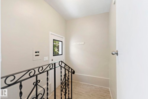 10602 100 Avenue, Fort Saskatchewan, AB - Indoor Photo Showing Other Room