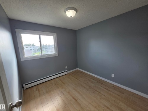 17 13580 38 Street, Edmonton, AB 