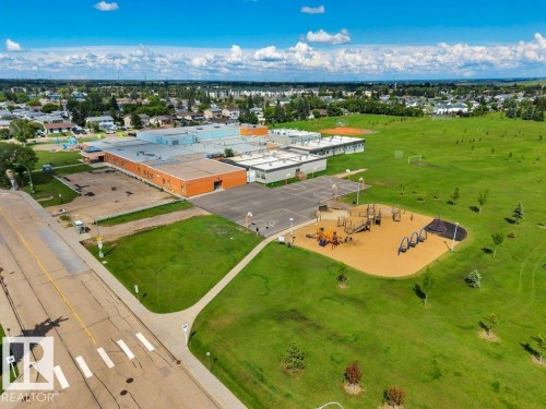 17 13580 38 Street, Edmonton, AB 