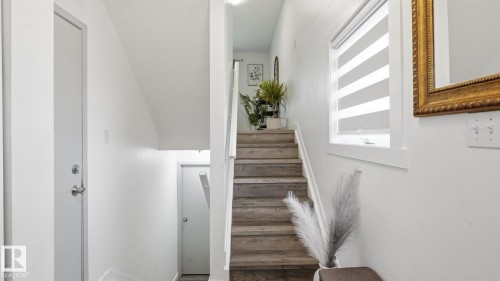 17 9505 176 Street, Edmonton, AB 