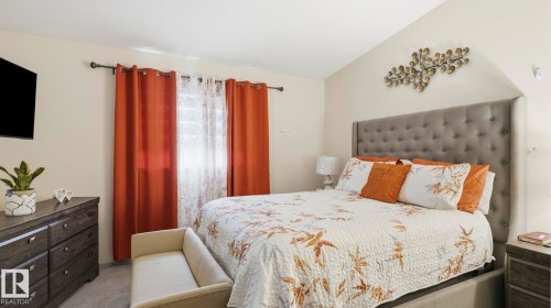 17 9505 176 Street, Edmonton, AB 
