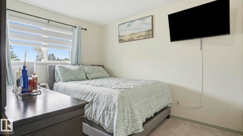 17 9505 176 Street, Edmonton, AB 