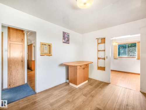 12418 125 Street, Edmonton, AB 