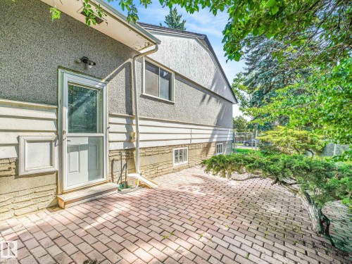 12418 125 Street, Edmonton, AB 