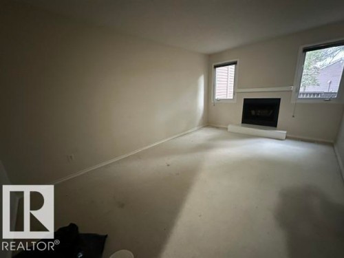 18020 96 Avenue Nw, Edmonton, AB 
