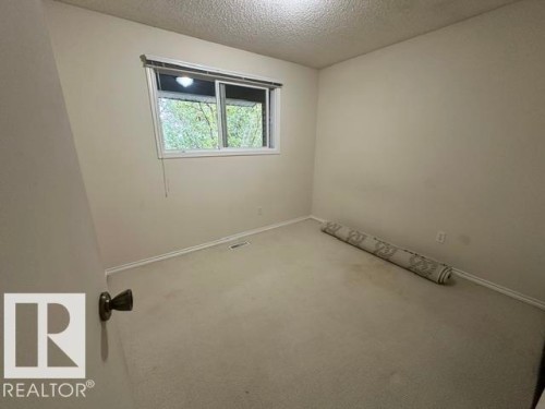 18020 96 Avenue Nw, Edmonton, AB 