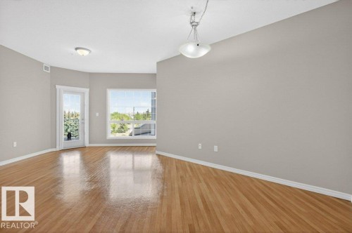 360 2750 55 Street, Edmonton, AB - Indoor Photo Showing Other Room