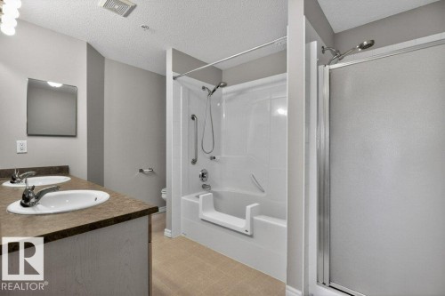 360 2750 55 Street, Edmonton, AB - Indoor Photo Showing Bathroom