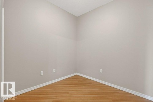 360 2750 55 Street, Edmonton, AB - Indoor Photo Showing Other Room