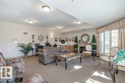 360 2750 55 Street, Edmonton, AB - Indoor Photo Showing Living Room