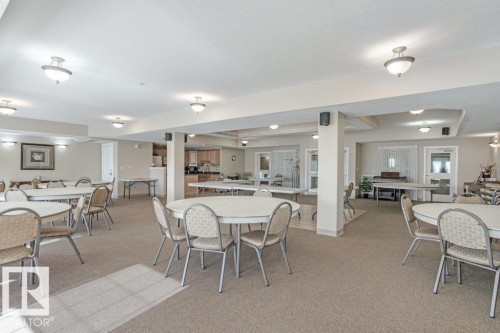 360 2750 55 Street, Edmonton, AB - Indoor Photo Showing Dining Room