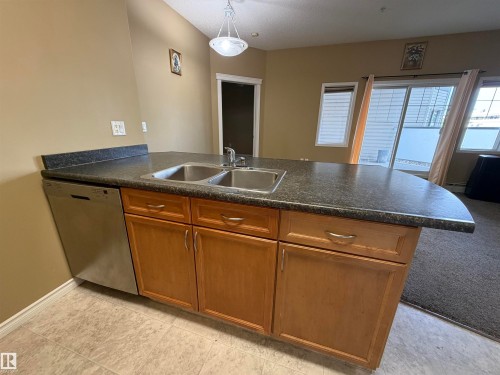 #128 16807 100 Av Nw Nw, Edmonton, AB 