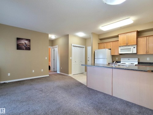 #128 16807 100 Av Nw Nw, Edmonton, AB 