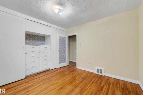 10612 127 Street, Edmonton, AB 