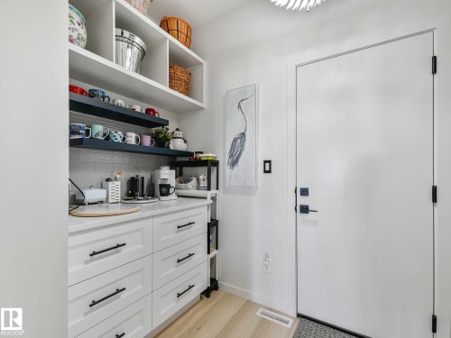 157 Garneau Gate, Spruce Grove, AB - Indoor Photo Showing Other Room