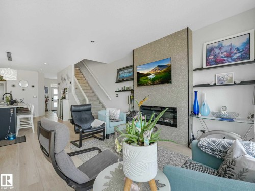 157 Garneau Gate, Spruce Grove, AB - Indoor Photo Showing Other Room