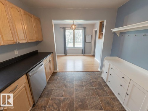 12732 120 Street, Edmonton, AB 