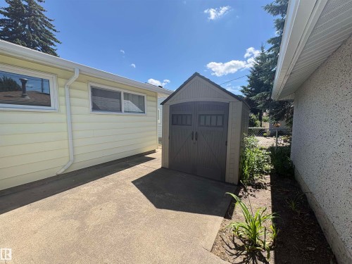 13032 90 Street, Edmonton, AB 